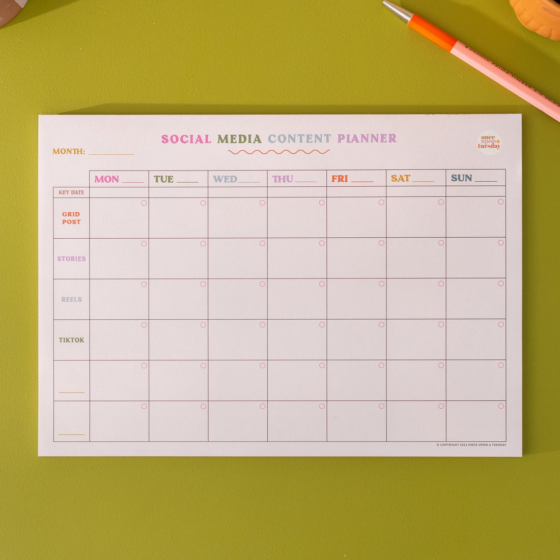 Social Media Weekly Content Colorful Planning Pad A4